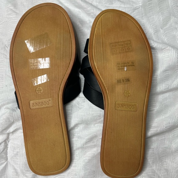 Sandals - Picture 2 of 2